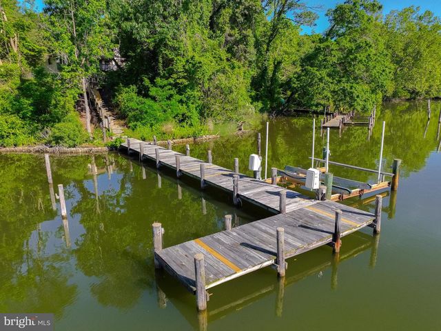 18368 HARTMAN DR, Lexington Park, MD 20653