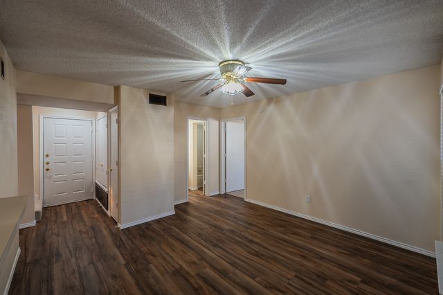 94 Morrow Drive, Bedford, TX 76021