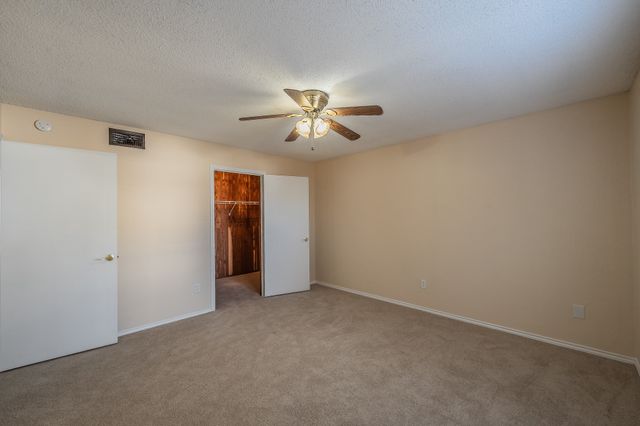 94 Morrow Drive, Bedford, TX 76021