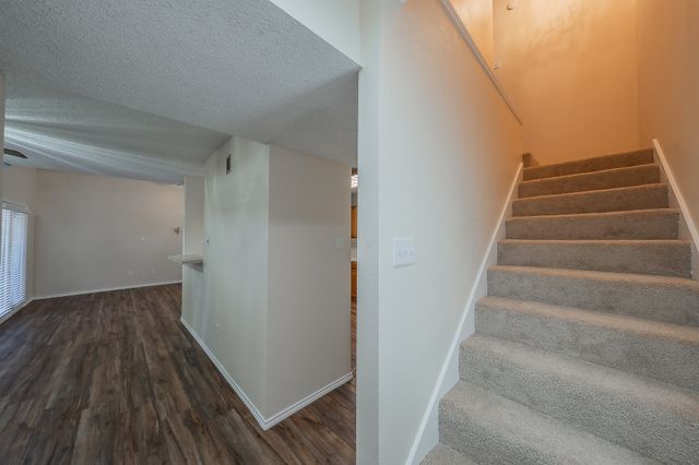 94 Morrow Drive, Bedford, TX 76021