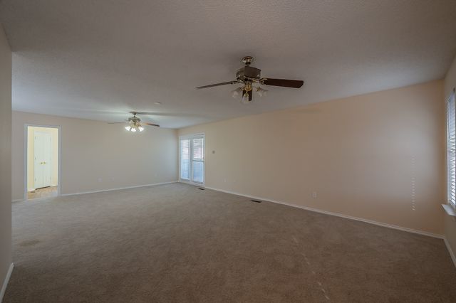 94 Morrow Drive, Bedford, TX 76021