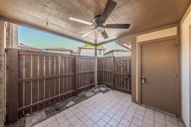 94 Morrow Drive, Bedford, TX 76021