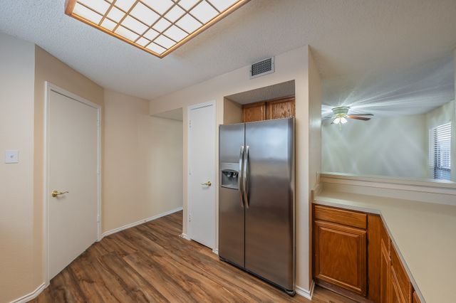 94 Morrow Drive, Bedford, TX 76021