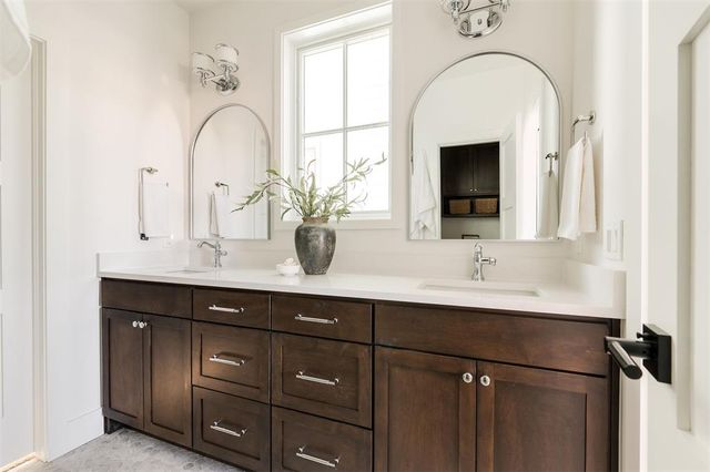 1636 S Douglas Avenue, Oklahoma City, OK 73108