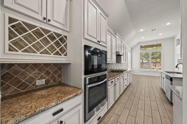 15114 Huckleberry Harvest Trail, Cypress, TX 77429