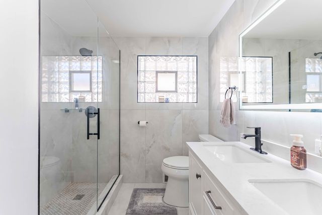 3507 N Narragansett Avenue, Chicago, IL 60634