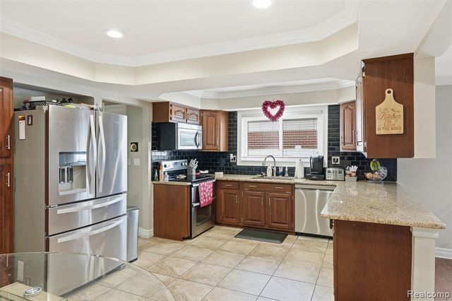 33367 Elgin Court, Sterling Heights, MI 48310