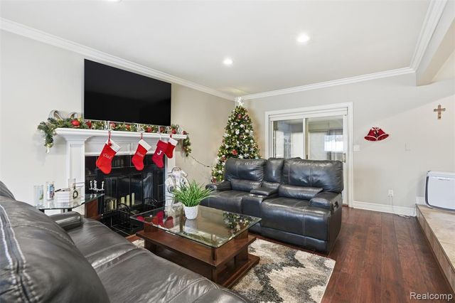 33367 Elgin Court, Sterling Heights, MI 48310