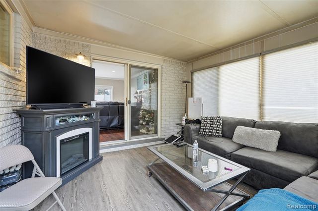 33367 Elgin Court, Sterling Heights, MI 48310