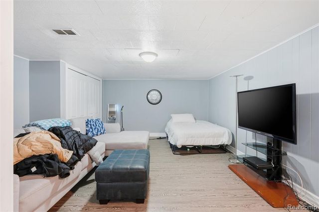 33367 Elgin Court, Sterling Heights, MI 48310