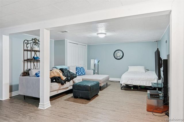 33367 Elgin Court, Sterling Heights, MI 48310