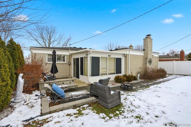 33367 Elgin Court, Sterling Heights, MI 48310