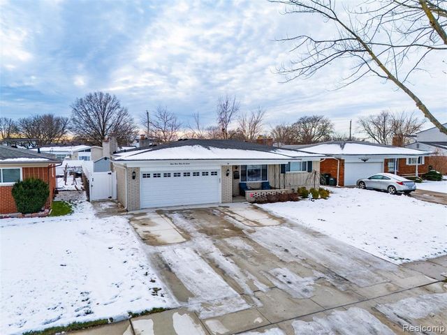 33367 Elgin Court, Sterling Heights, MI 48310