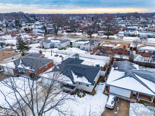 33367 Elgin Court, Sterling Heights, MI 48310