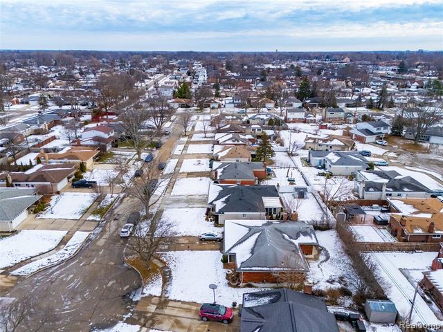 33367 Elgin Court, Sterling Heights, MI 48310