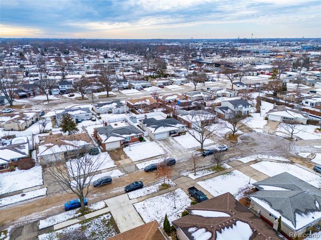 33367 Elgin Court, Sterling Heights, MI 48310