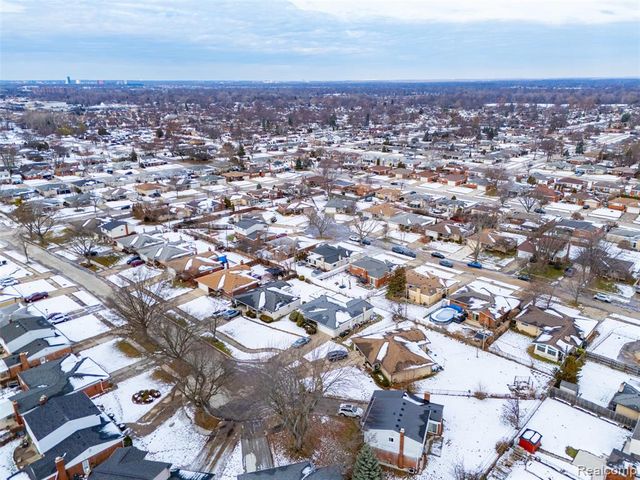 33367 Elgin Court, Sterling Heights, MI 48310