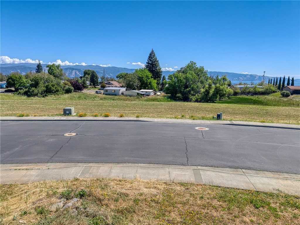 Image 10 of property listing at 2770 Lizzy Lane, Lakeport, CA 95453