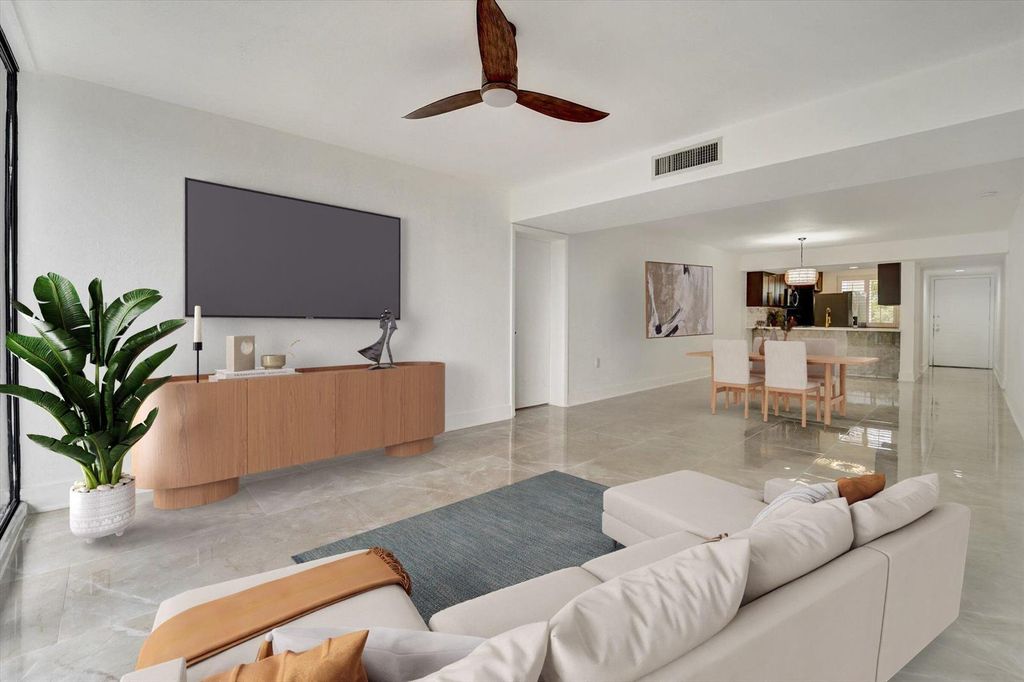 6181 Balboa Circle 303, Boca Raton, FL 33433