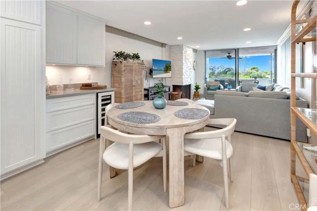781 Avocado, Corona Del Mar, CA 92625