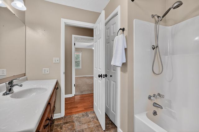 106 June St, Mcminnville, TN 37110