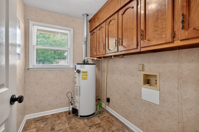 106 June St, Mcminnville, TN 37110