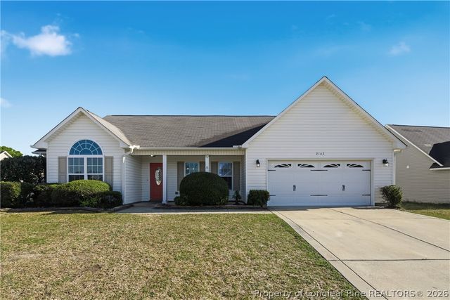 2142 Queen Elizabeth Lane, Hope Mills, NC 28348