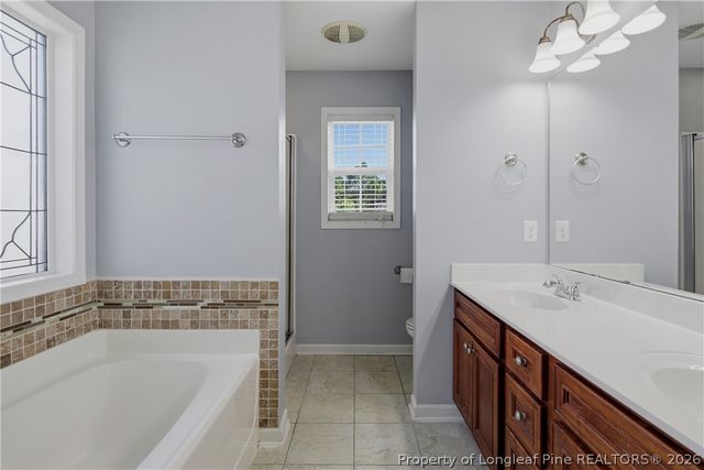 2142 Queen Elizabeth Lane, Hope Mills, NC 28348