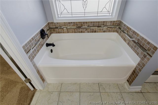 2142 Queen Elizabeth Lane, Hope Mills, NC 28348