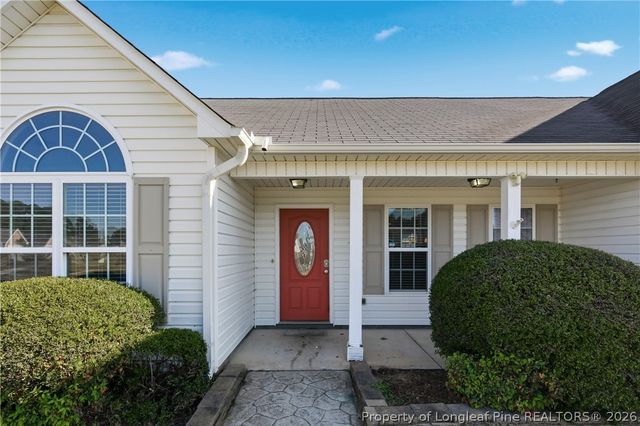 2142 Queen Elizabeth Lane, Hope Mills, NC 28348