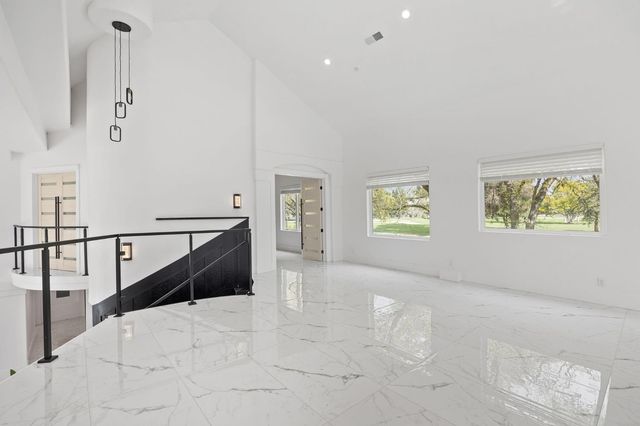 9425 S Wales Way, Elk Grove, CA 95758