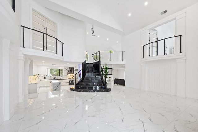 9425 S Wales Way, Elk Grove, CA 95758