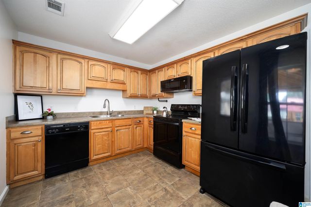 18459 THOROUGHBRED DRIVE, Vance, AL 35490