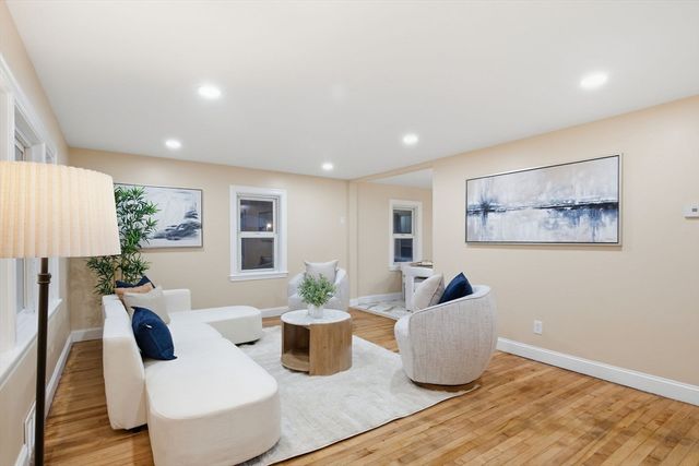 78 Linda, Abington, MA 02351