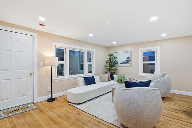 78 Linda, Abington, MA 02351