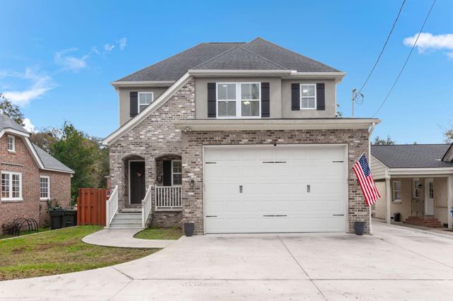 65 Folly Road Boulevard, Charleston, SC 29407