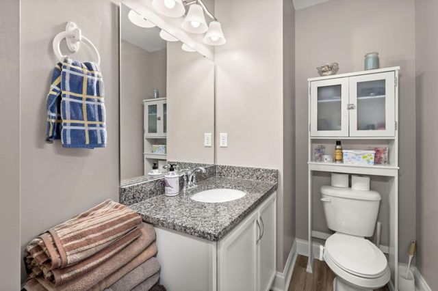 65 Folly Road Boulevard, Charleston, SC 29407