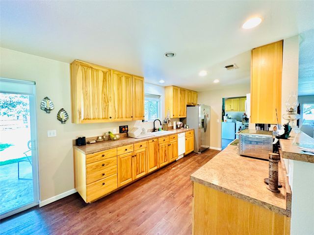 2651 County Road 294, Carbon, TX 76435