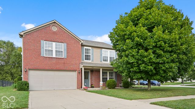 1124 E McClarnon Drive, Greenfield, IN 46140