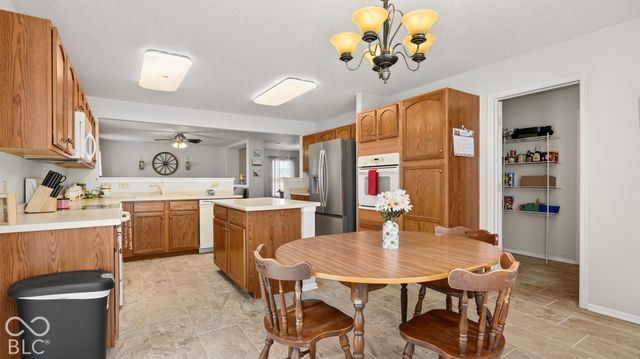 1124 E McClarnon Drive, Greenfield, IN 46140