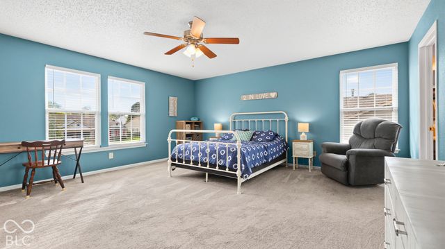 1124 E McClarnon Drive, Greenfield, IN 46140