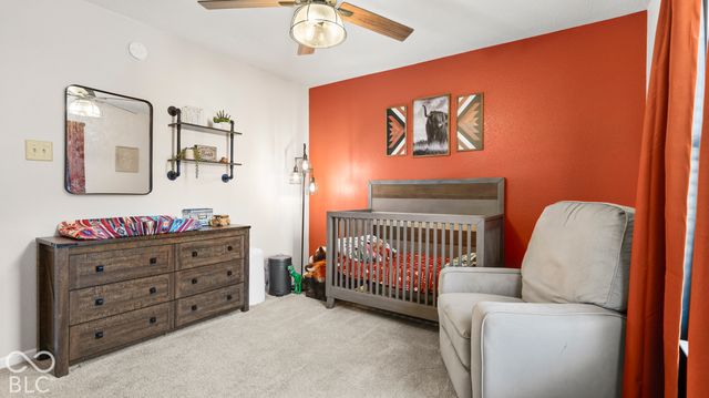 1124 E McClarnon Drive, Greenfield, IN 46140