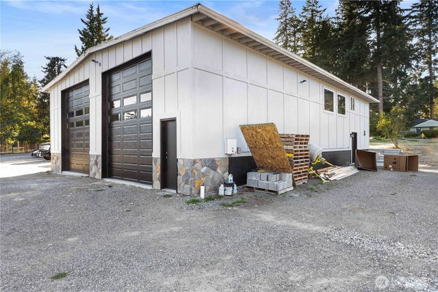 7415 100th Street E, Puyallup, WA 98373