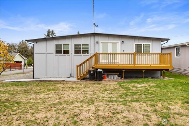 7415 100th Street E, Puyallup, WA 98373