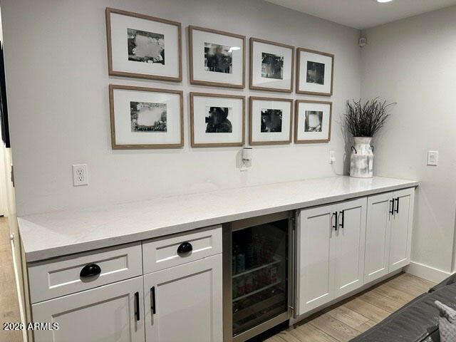 301 E ROYAL PALM Road, Phoenix, AZ 85020