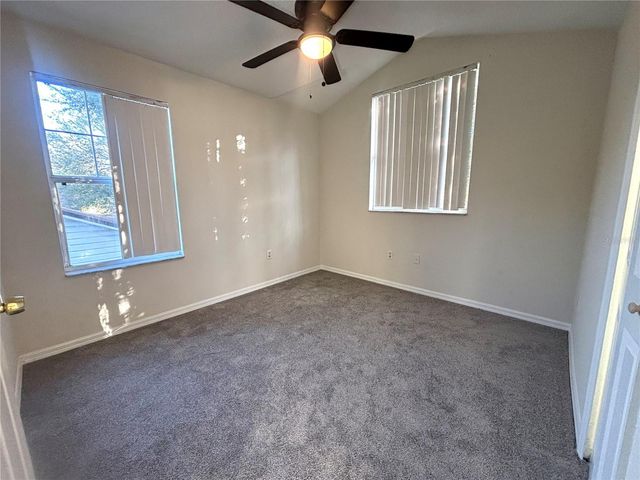 1064 PARK CENTRAL CIRCLE, Groveland, FL 34736