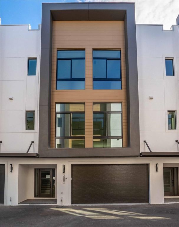 3002 W PLATT 2, Tampa, FL 33609