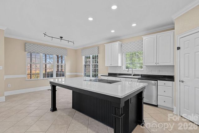 125 Grand Bay Drive, Mooresville, NC 28117