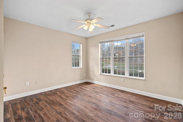 125 Grand Bay Drive, Mooresville, NC 28117