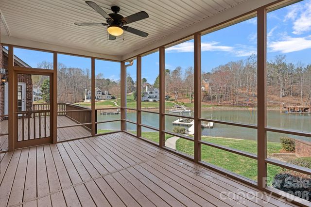 125 Grand Bay Drive, Mooresville, NC 28117